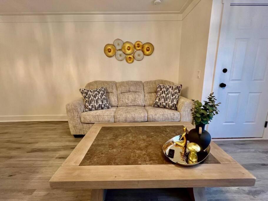 Luxury City Loft In Gainesville B 外观 照片