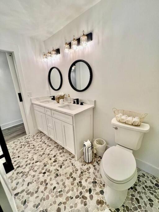 Luxury City Loft In Gainesville B 外观 照片